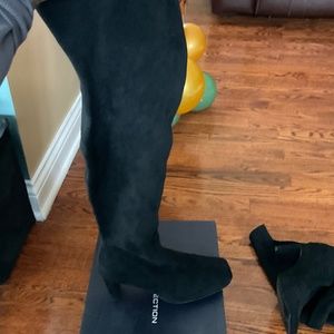 French Connection Boots; size 7.5; Black